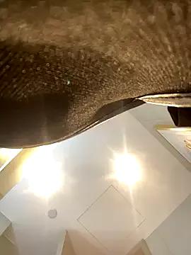 Photos of Sunflower-77 from StripChat is Freechat