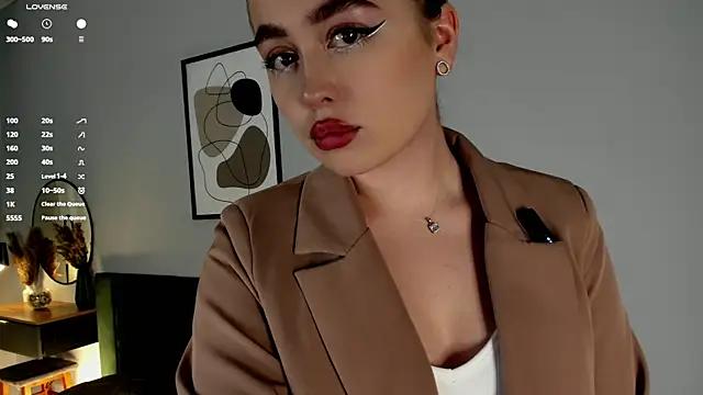 SunnCowick from StripChat