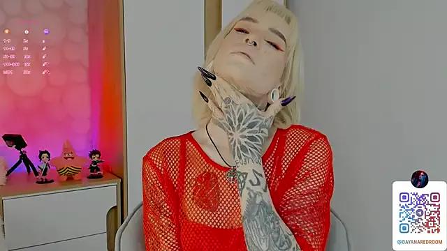 SunnEllsey from StripChat is Freechat