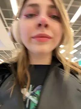 Sunny___Bunny from StripChat