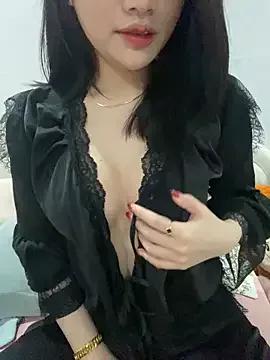 Sunny_babyy from StripChat