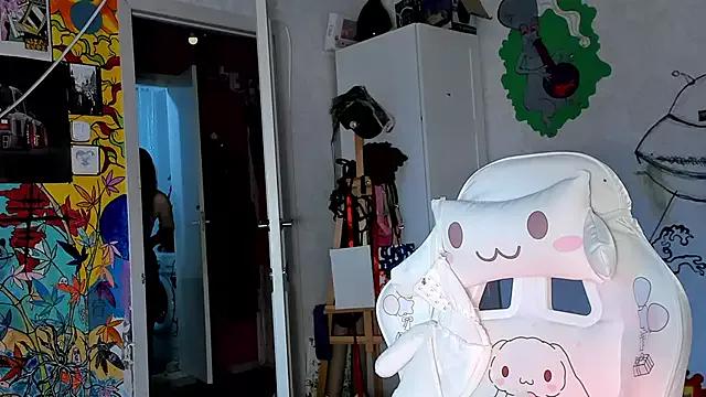 Sunny_Mouse_ from StripChat