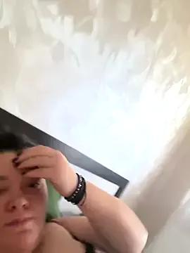 SunnyLeila2101 from StripChat