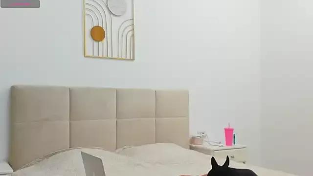 Sunshine_Eva from StripChat