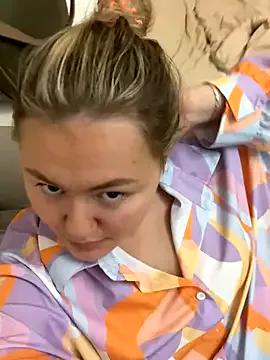 SunshineEmma from StripChat