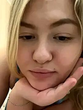 SunshineEmma webcams show profile image 