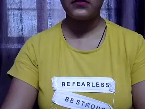 SURBHI_98 webcams show profile image 