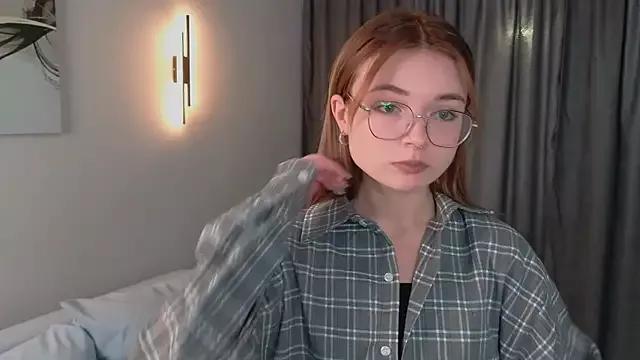 Susan_Gardner from StripChat