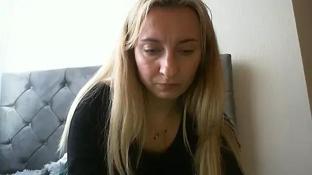 SusanCurt from StripChat