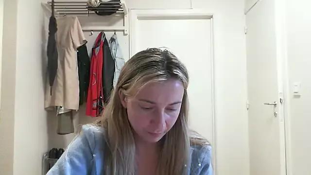 SusanCurt from StripChat