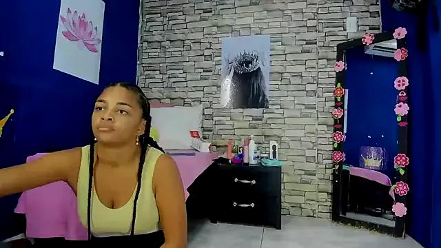 susanwest01 from StripChat