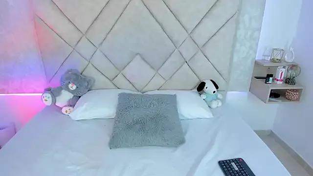 Sushan_25 webcams show profile image 