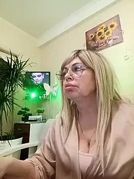 SusieNoreen from StripChat