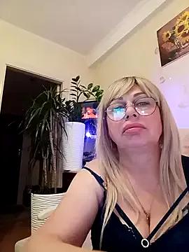 SusieNoreen from StripChat