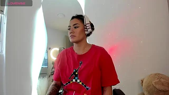 SussiVega from StripChat