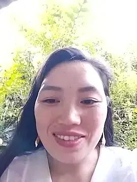 susu-00 from StripChat is Freechat