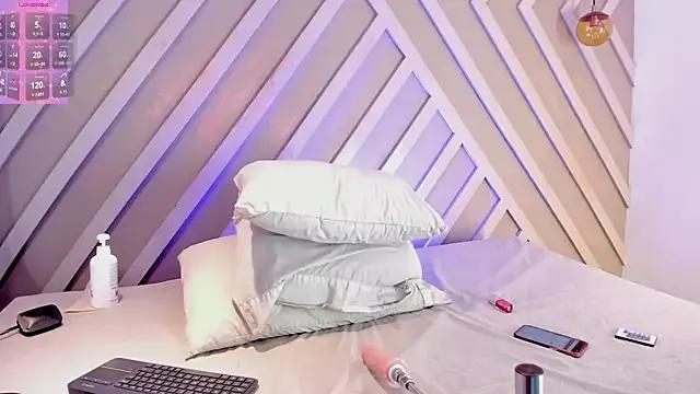 susy_monroe_ from StripChat
