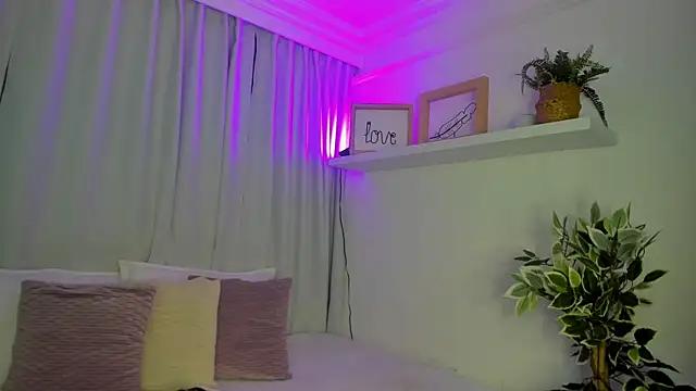 susyy7 from StripChat