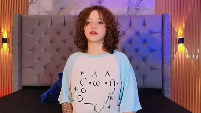 Suxan_White_ from StripChat is Freechat