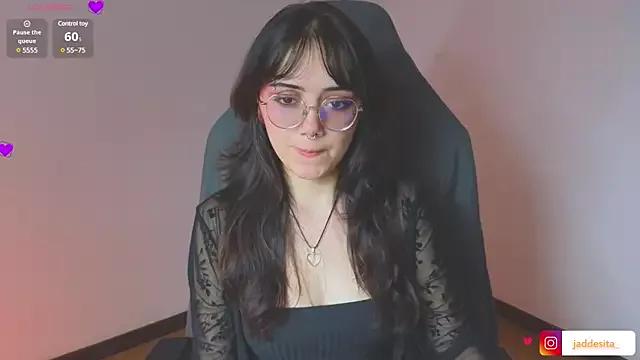 suzumi__ from StripChat