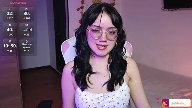 suzumi__ from StripChat