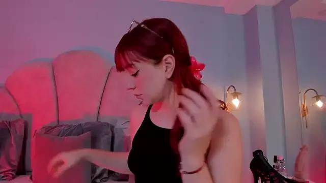 sweeet_peach from StripChat