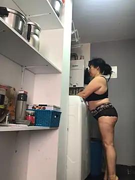 Sweeetness_Milf from StripChat