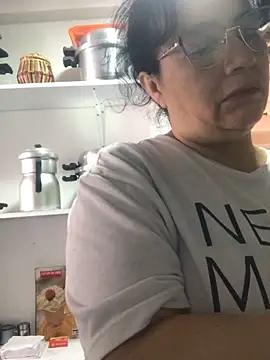 Sweeetness_Milf from StripChat