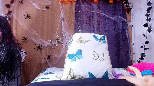 sweegirl69 from StripChat