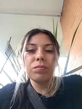 Sweel_Leyva18 from StripChat