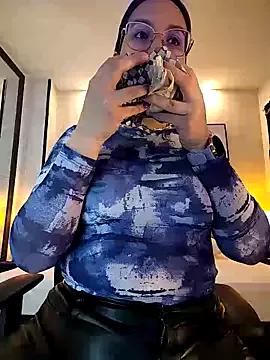 sweet--emily from StripChat
