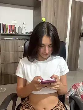 sweet-abbie from StripChat