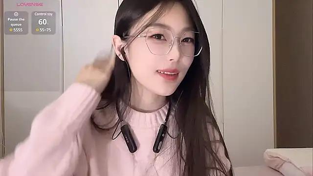 Photos of Sweet-Angel999 from StripChat is Group