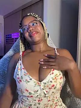 Sweet-Jade from StripChat is Freechat