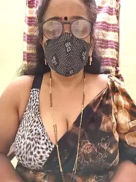 sweet-lotus from StripChat