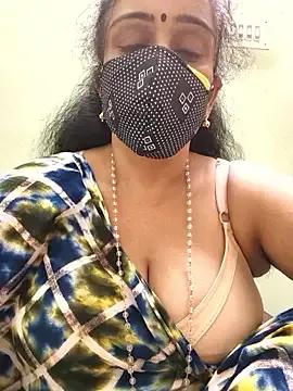 sweet-lotus from StripChat