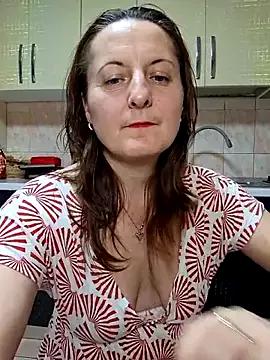 Sweet-milf- from StripChat is Freechat