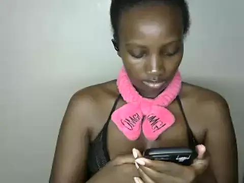 sweet-petite from StripChat