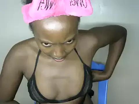 sweet-petite from StripChat