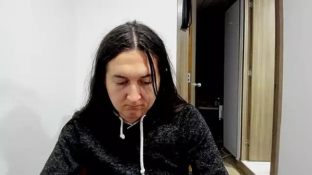 Sweet-Suck69 from StripChat