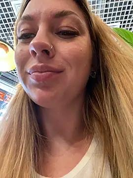 Sweet___Emily from StripChat