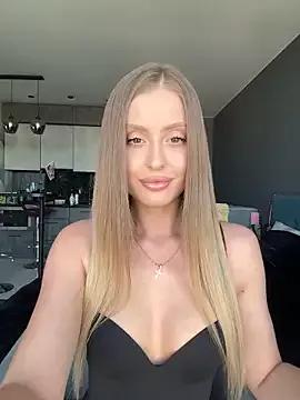 Sweet__Milly from StripChat