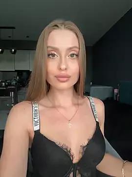 Sweet__Milly from StripChat