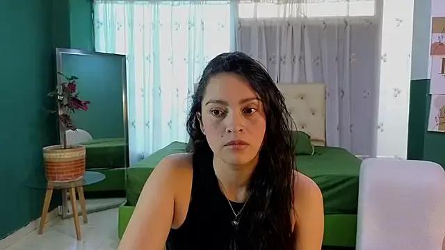 sweet_ahinara from StripChat