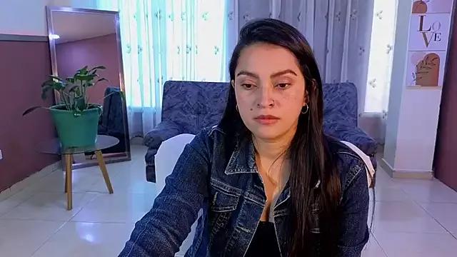 sweet_ahinara from StripChat