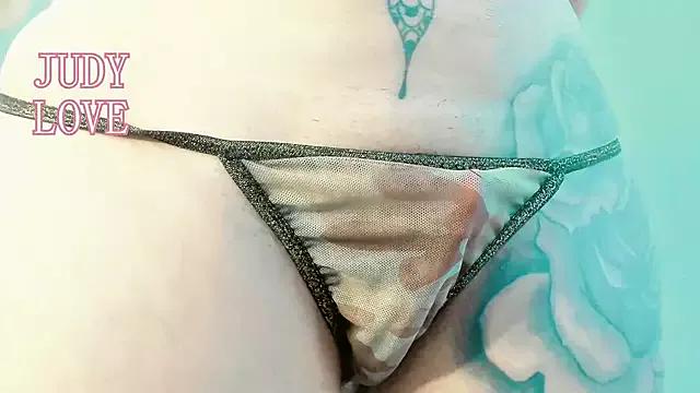 Sweet_Apple01 from StripChat