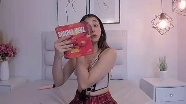 Sweet_bunny13 from StripChat