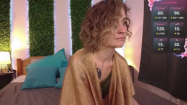 sweet_cherry_pie_ from StripChat