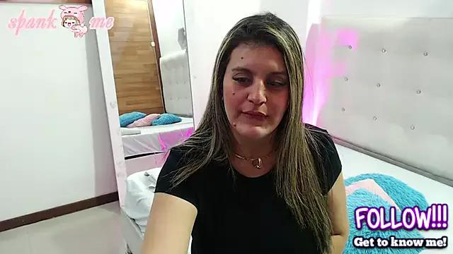 sweet_christtydiaz from StripChat is Freechat