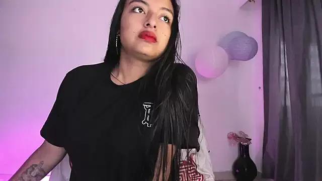 sweet_cinamon from StripChat